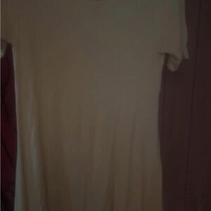 LuLaRoe Cream Short Sleeve Tee